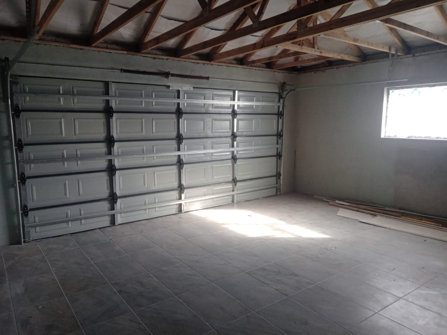 3 Bedroom Property for Sale in Paradise Beach Eastern Cape